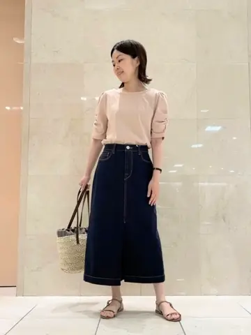 組曲 井上 コーディネート画像