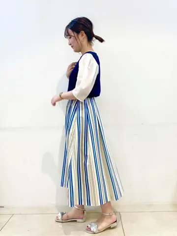 組曲 石井 コーディネート画像