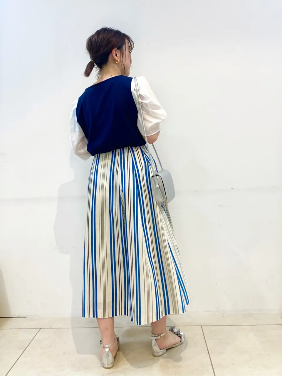 組曲 石井 コーディネート画像