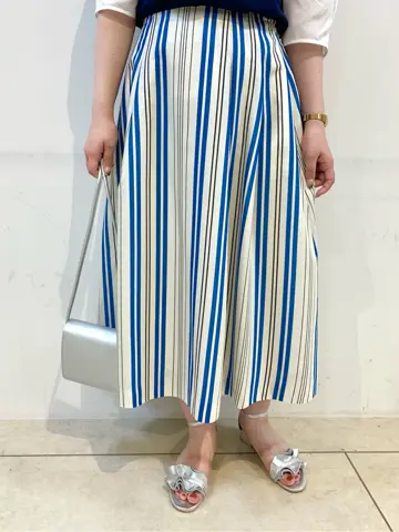 組曲 石井 コーディネート画像