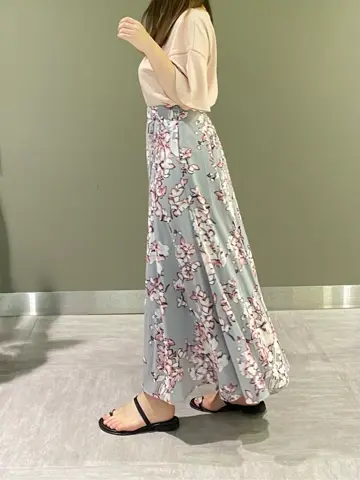 組曲 酒井 コーディネート画像