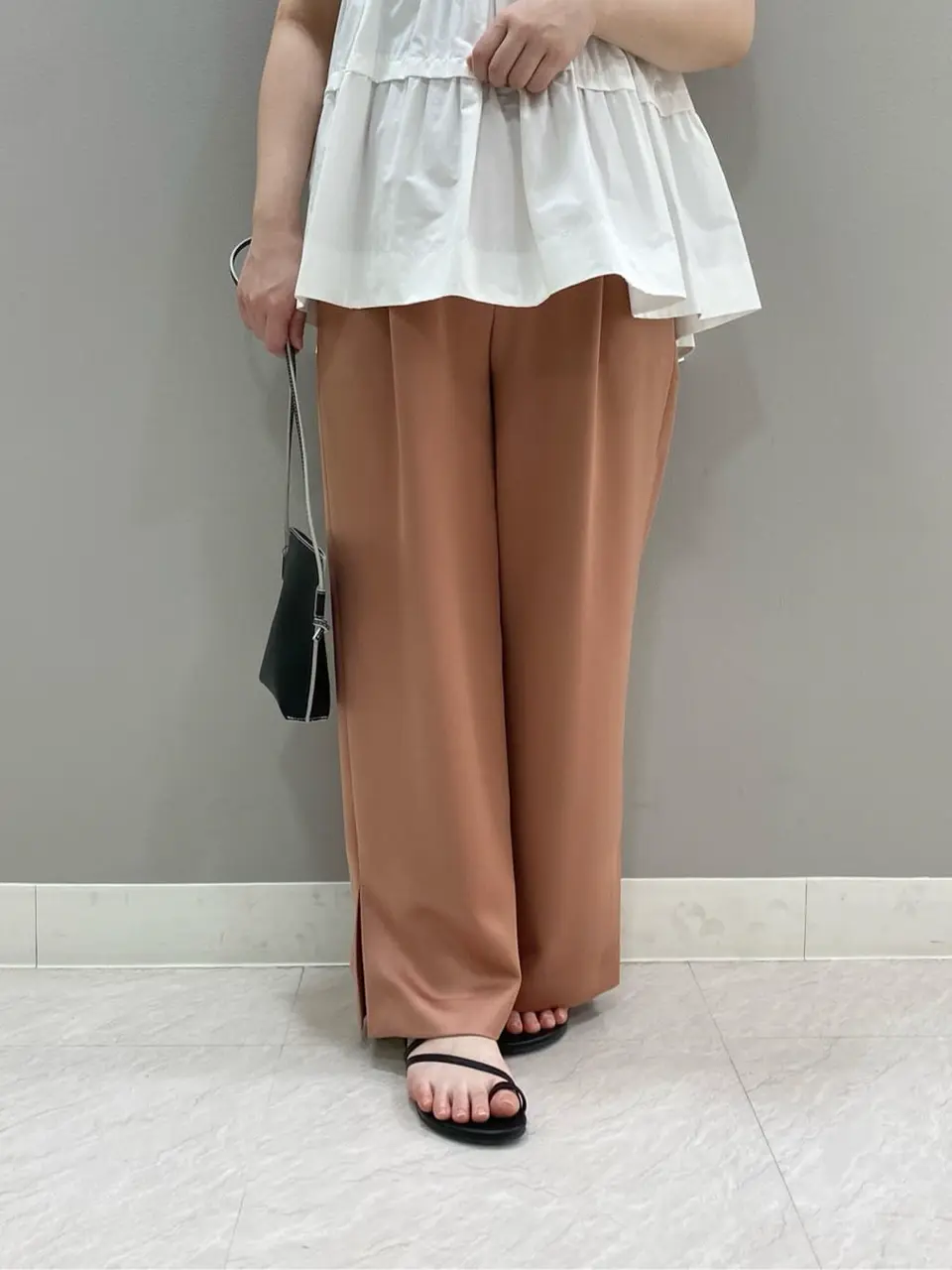 組曲 鈴木 コーディネート画像