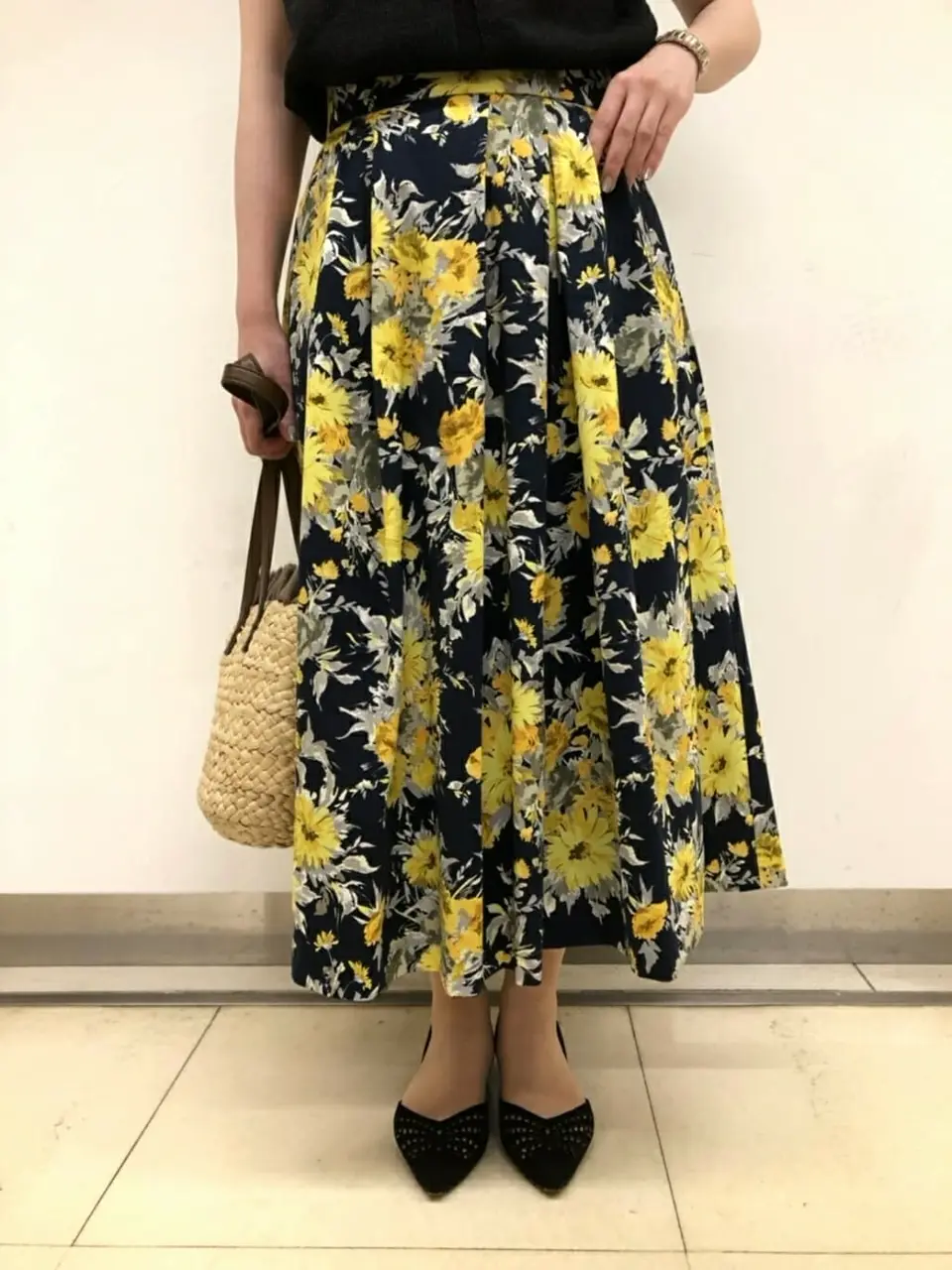 組曲 福田 コーディネート画像