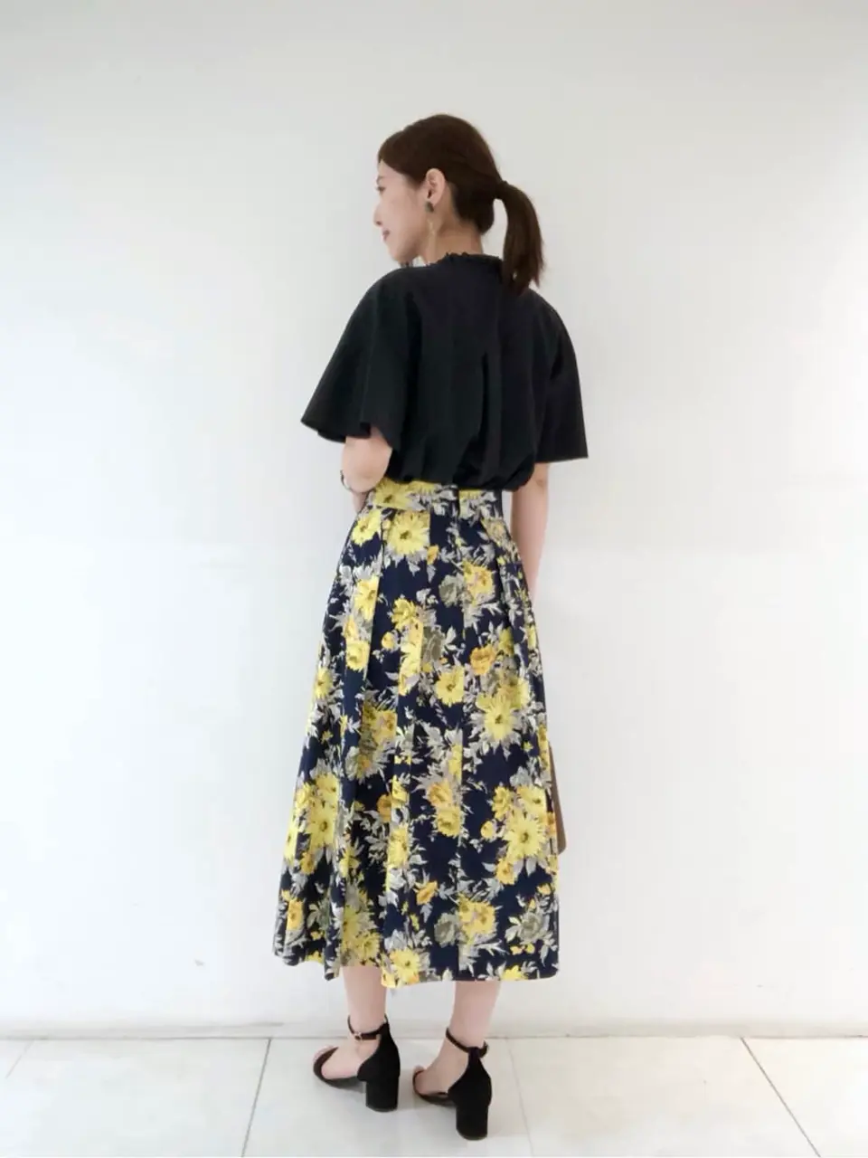 組曲 岩田 コーディネート画像