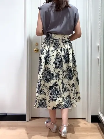 組曲 スタッフ コーディネート画像