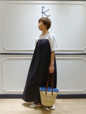 組曲 井上 コーディネート画像