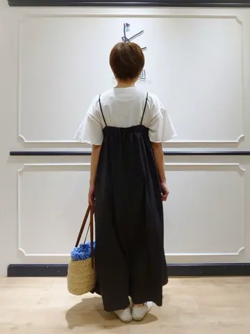 組曲 井上 コーディネート画像