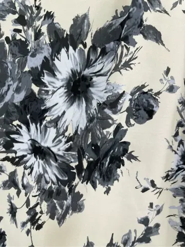 組曲 K コーディネート画像