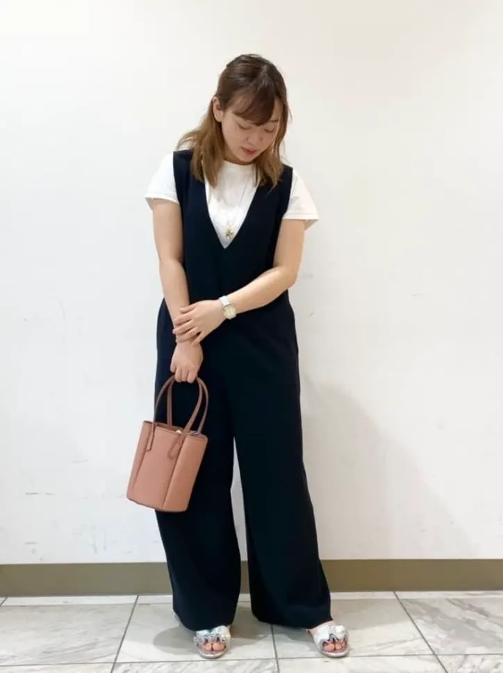 組曲 田中 コーディネート画像