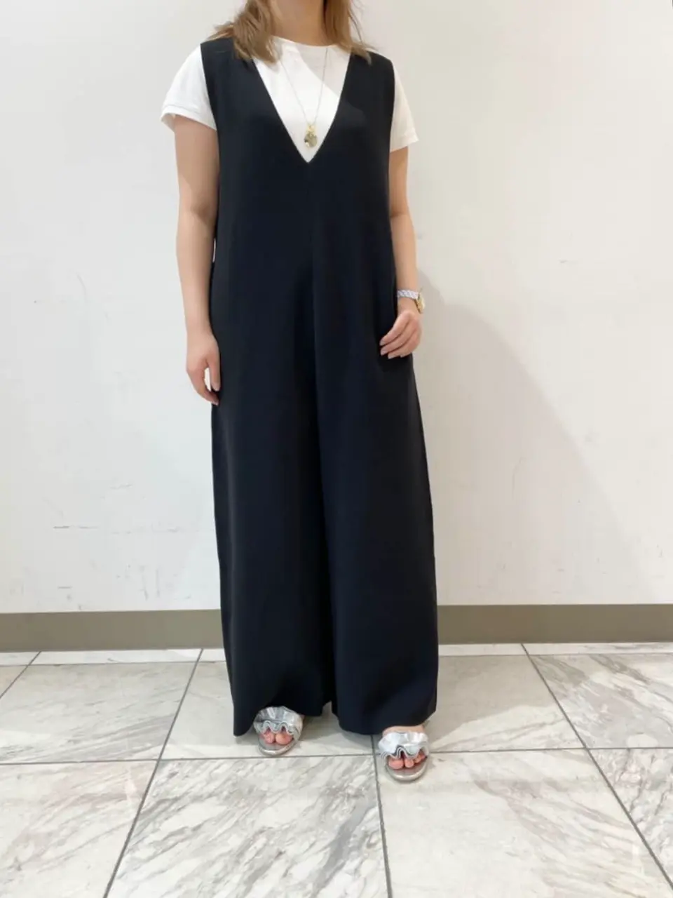 組曲 田中 コーディネート画像