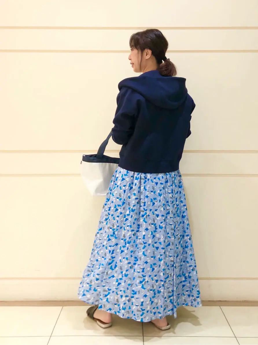 組曲 SAKAI コーディネート画像