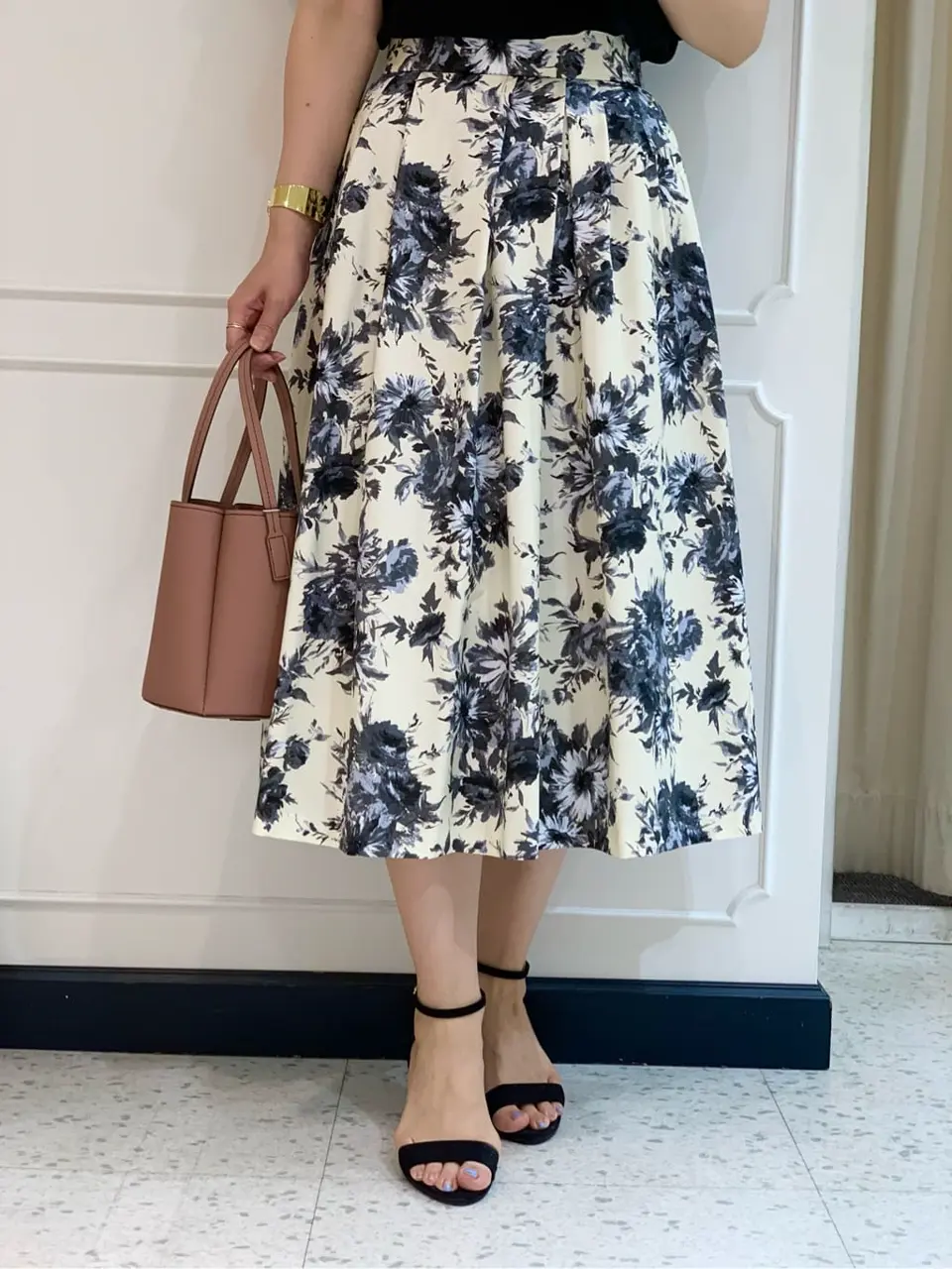 組曲 関 コーディネート画像