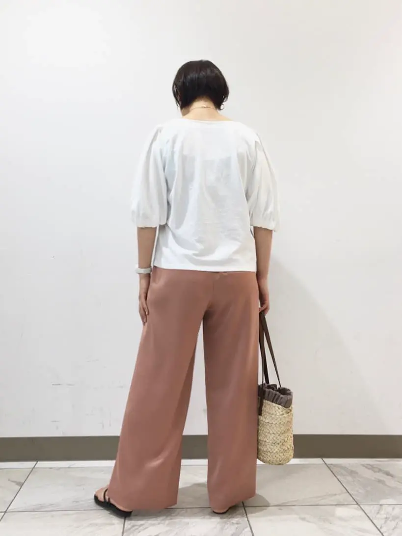 組曲 スタッフ コーディネート画像