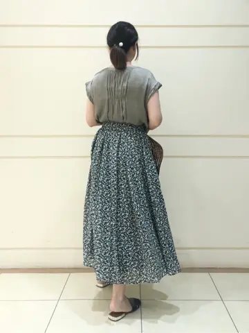 組曲 SAKAI コーディネート画像