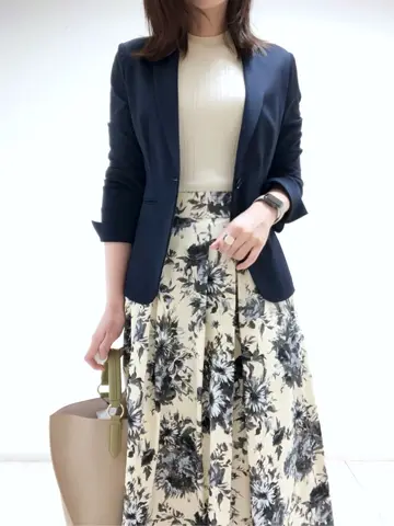 組曲 岩田 コーディネート画像