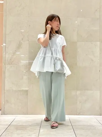 組曲 井上 コーディネート画像