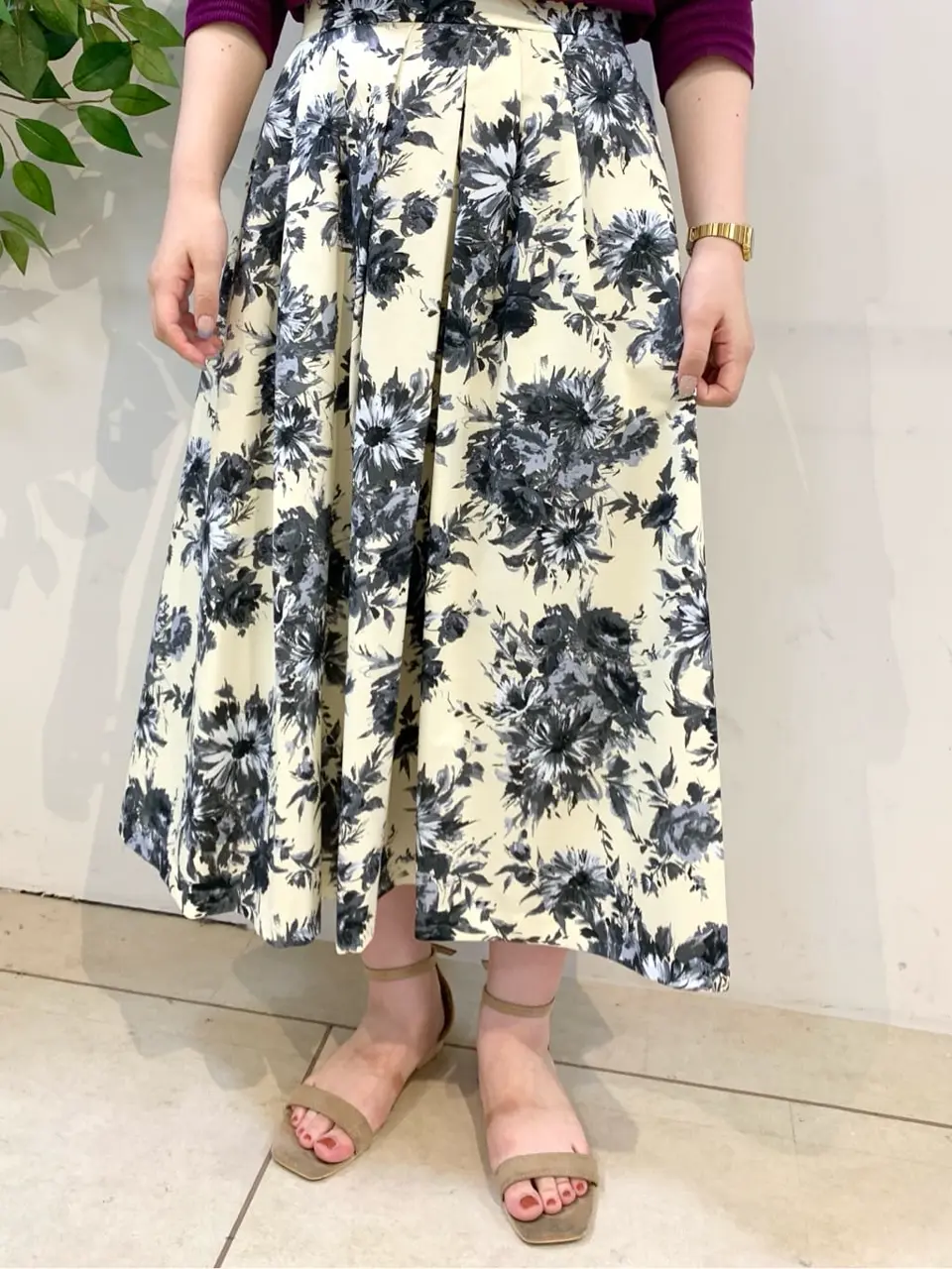 組曲 石井 コーディネート画像