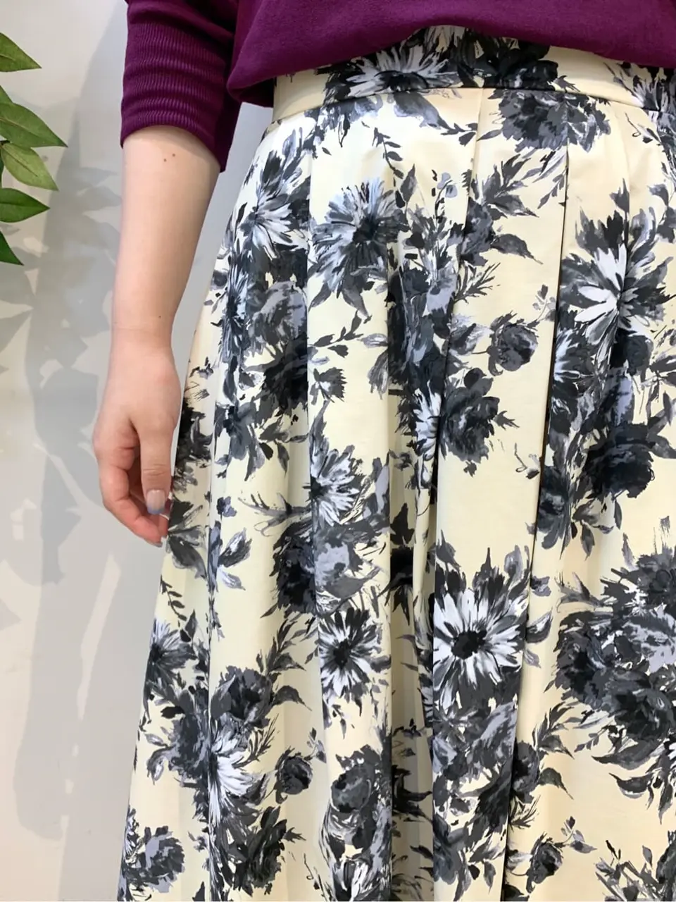 組曲 石井 コーディネート画像