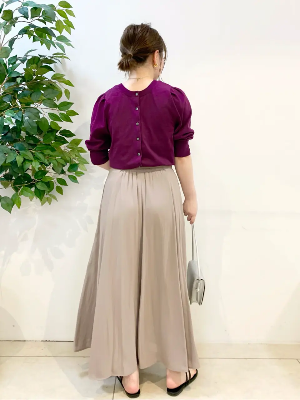 組曲 石井 コーディネート画像