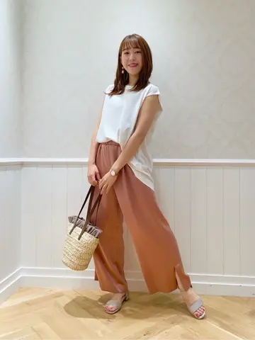 組曲 戸澤 コーディネート画像