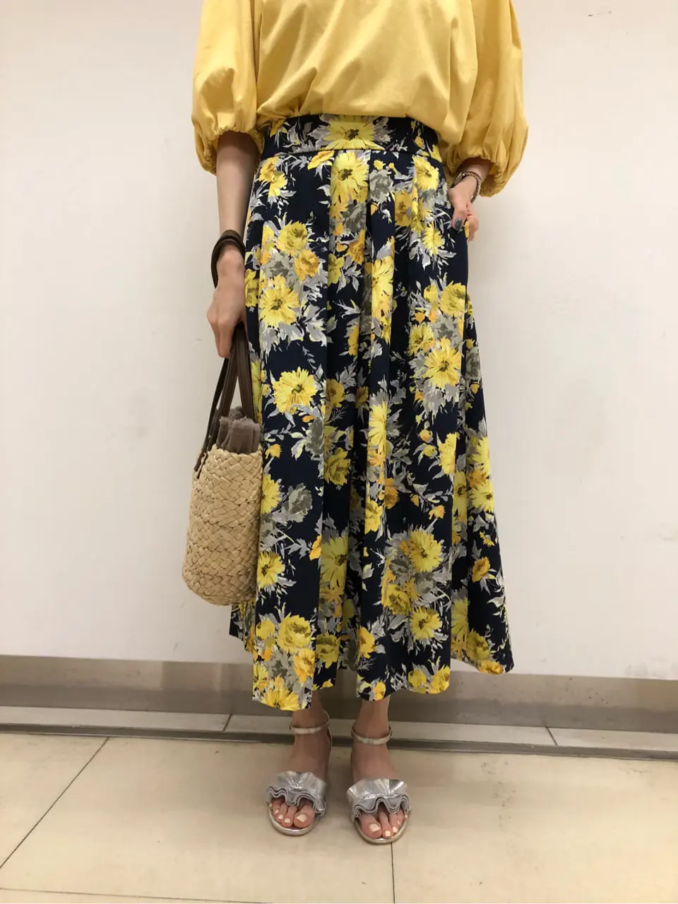 組曲 スタッフ コーディネート画像