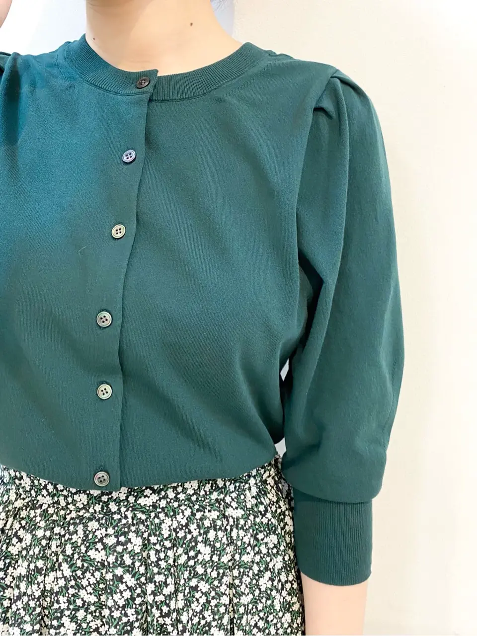 組曲 松田 コーディネート画像