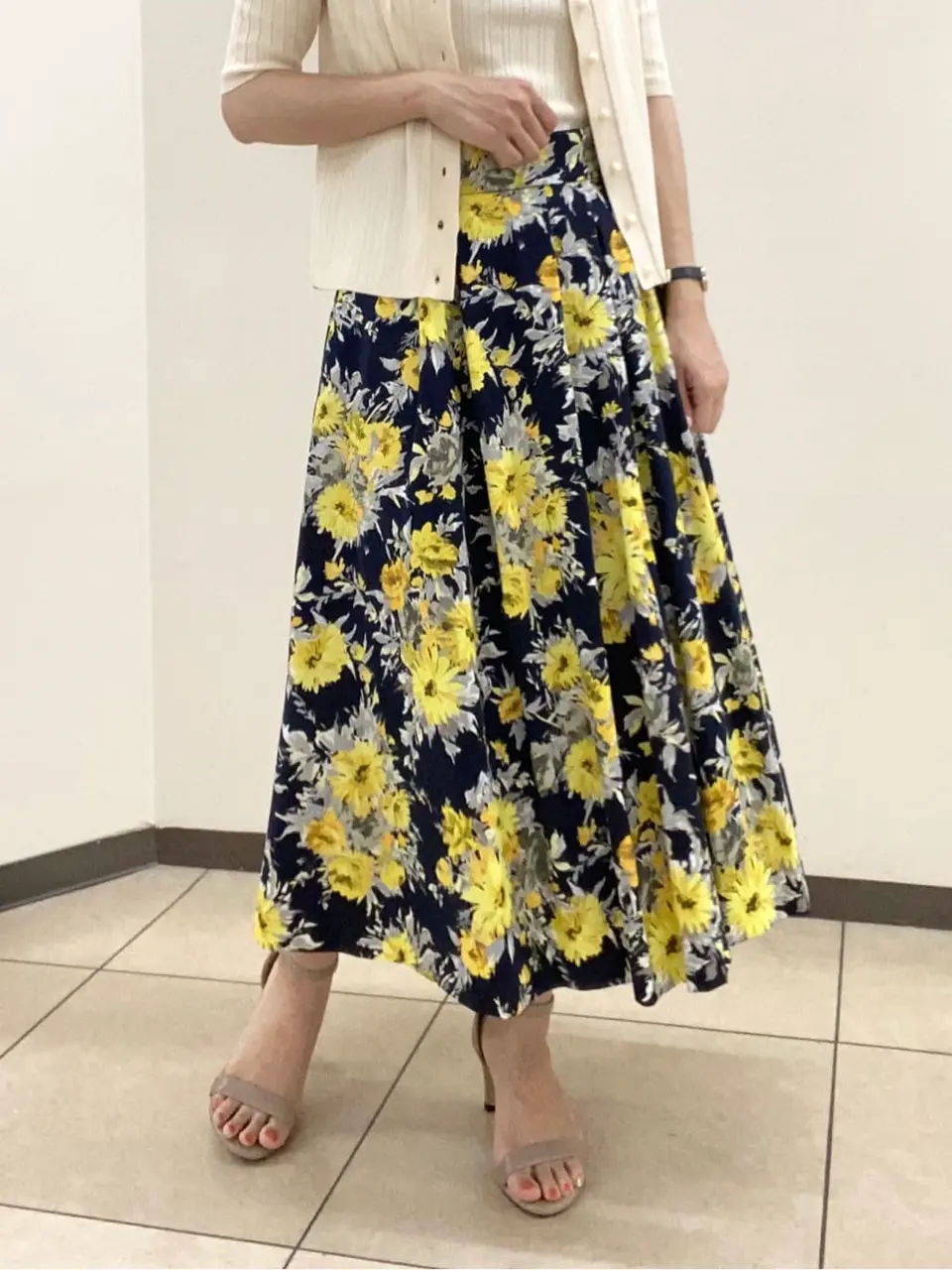 組曲 野中 コーディネート画像