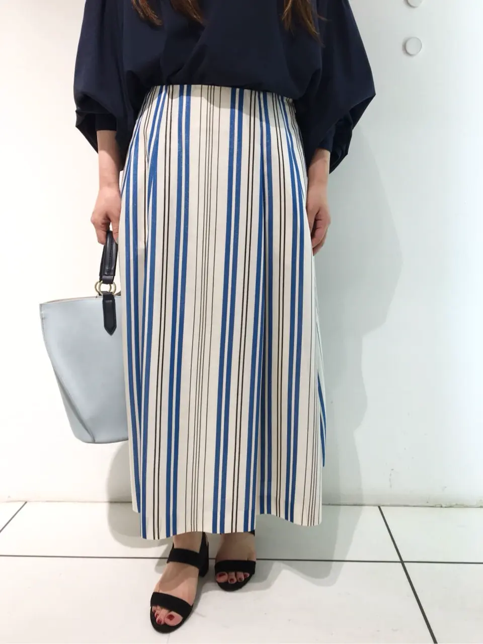 組曲 スタッフ コーディネート画像