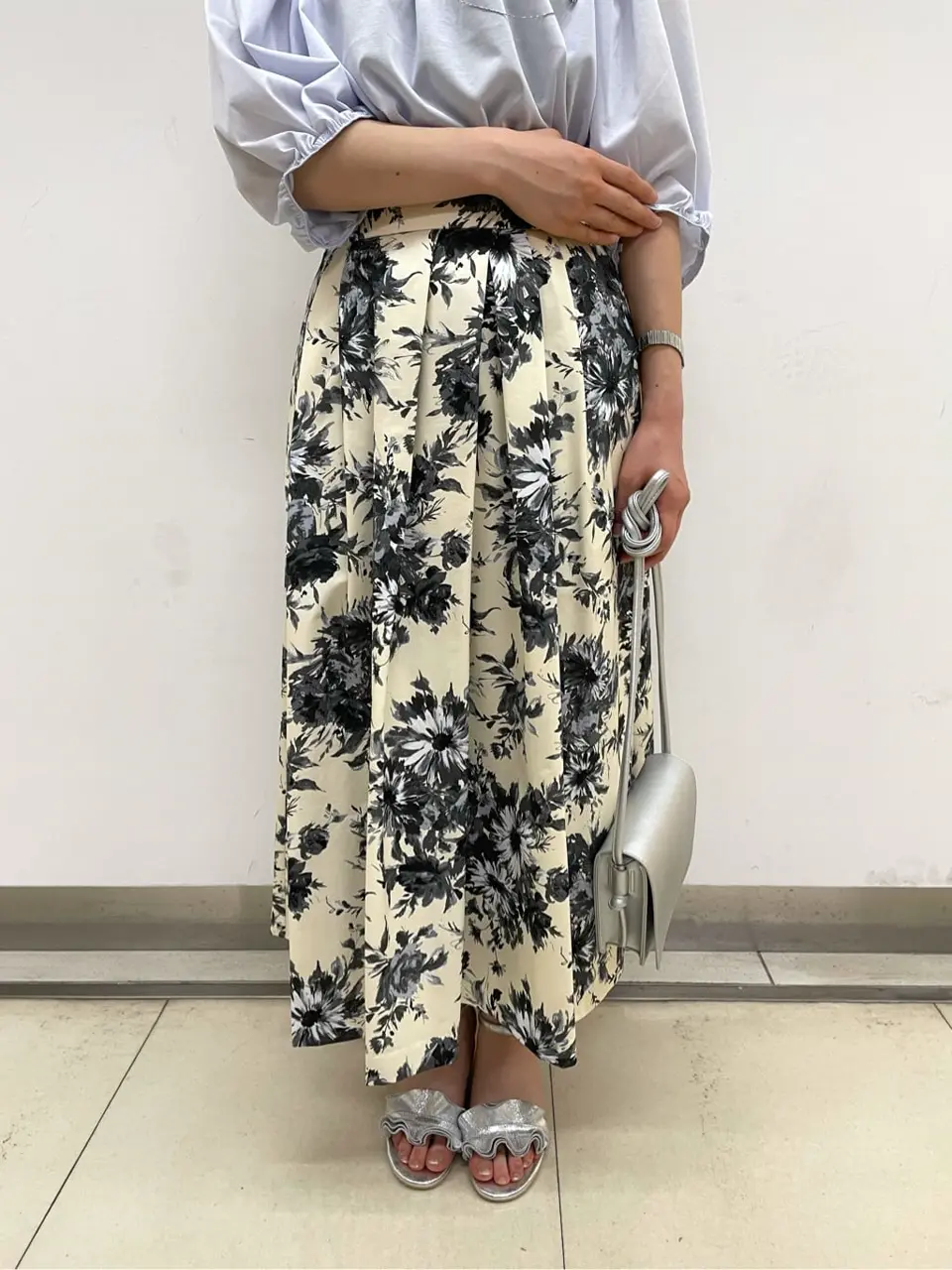 組曲 平賀 コーディネート画像