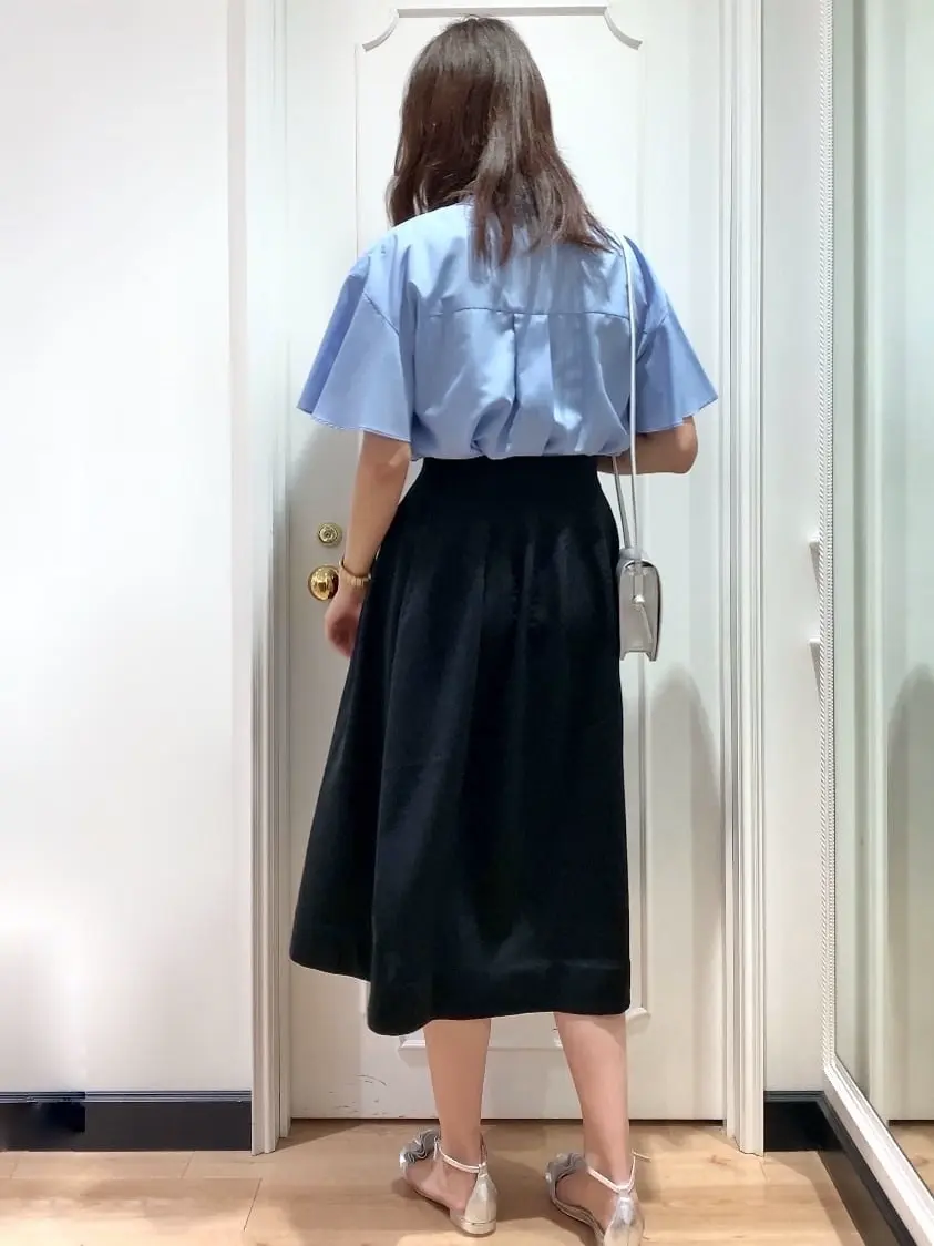 組曲 スタッフ コーディネート画像