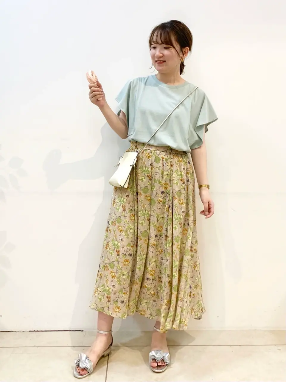 組曲 石井 コーディネート画像