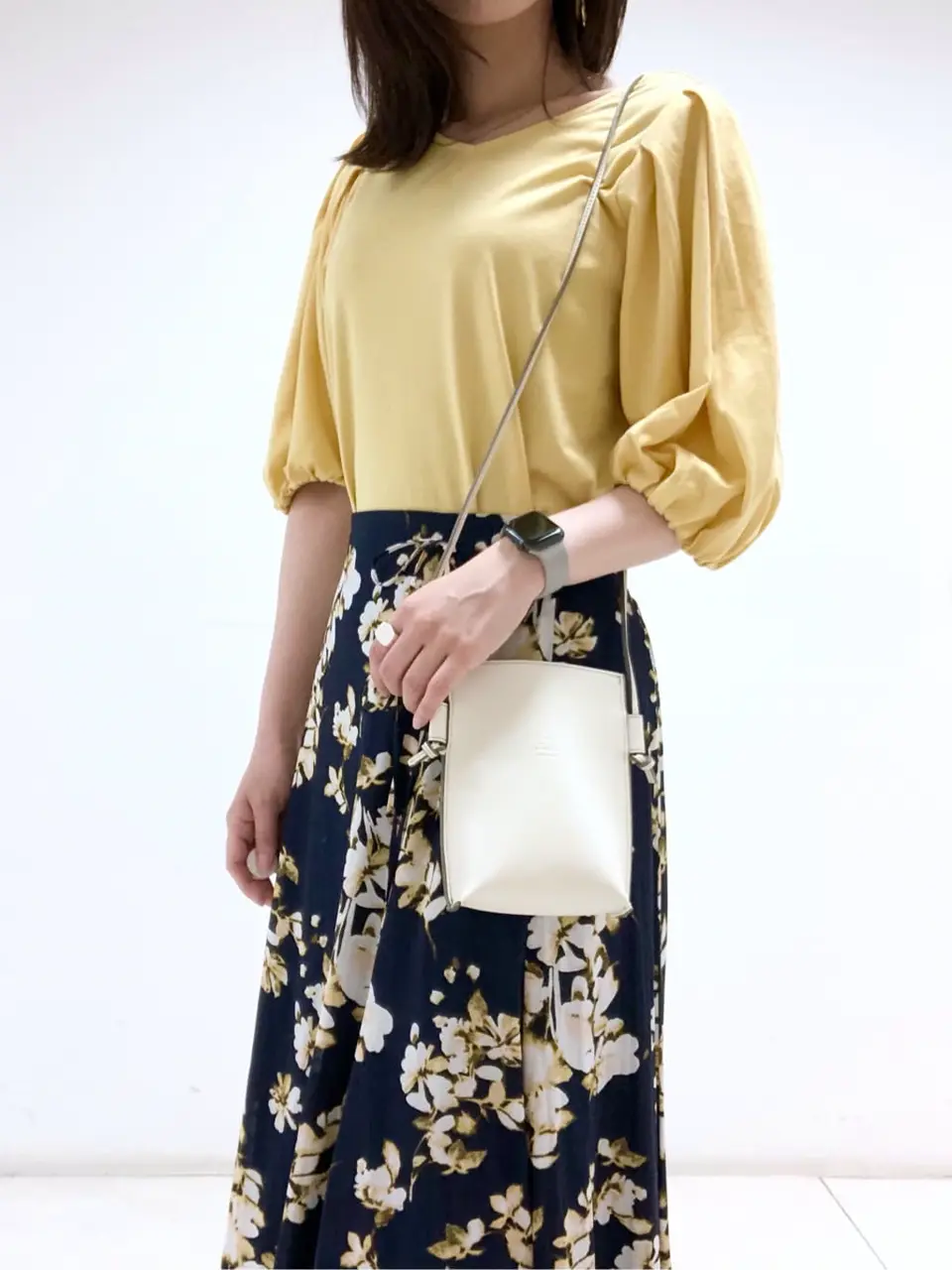 組曲 岩田 コーディネート画像