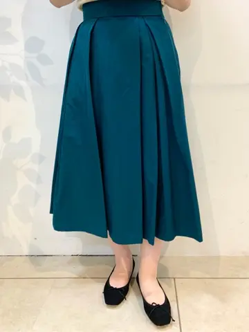 組曲 石井 コーディネート画像