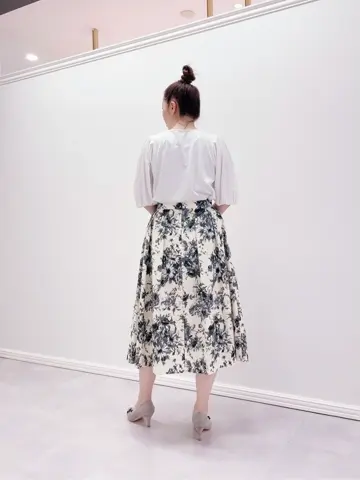 組曲 スタッフ コーディネート画像