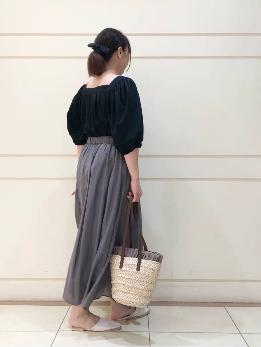 組曲 SAKAI コーディネート画像