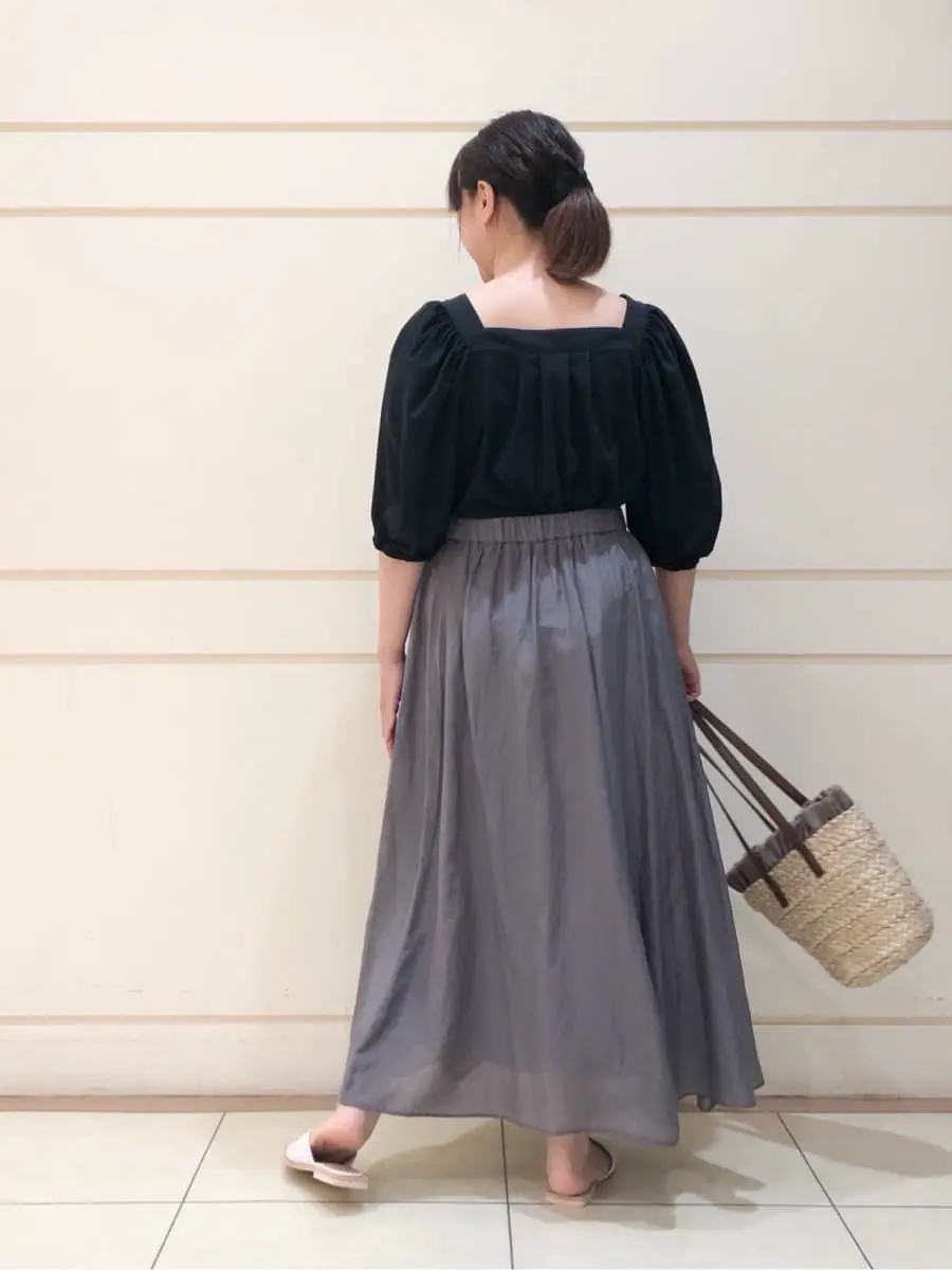 組曲 SAKAI コーディネート画像