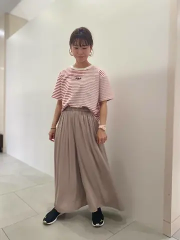 組曲 小林 コーディネート画像