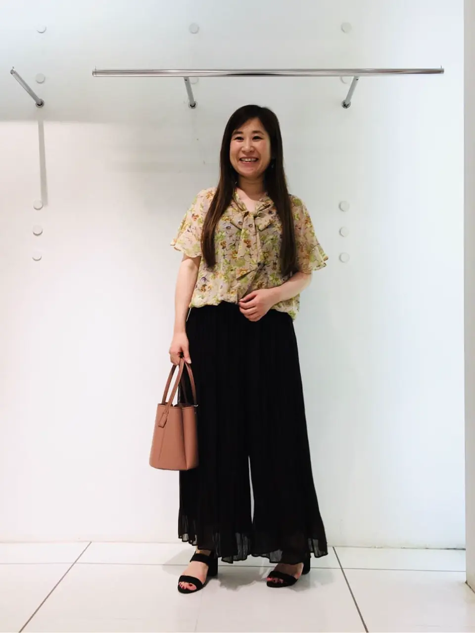 組曲 スタッフ コーディネート画像