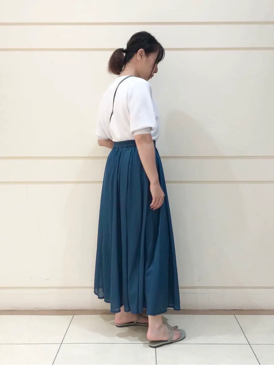 組曲 SAKAI コーディネート画像