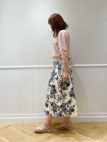 組曲 戸澤 コーディネート画像