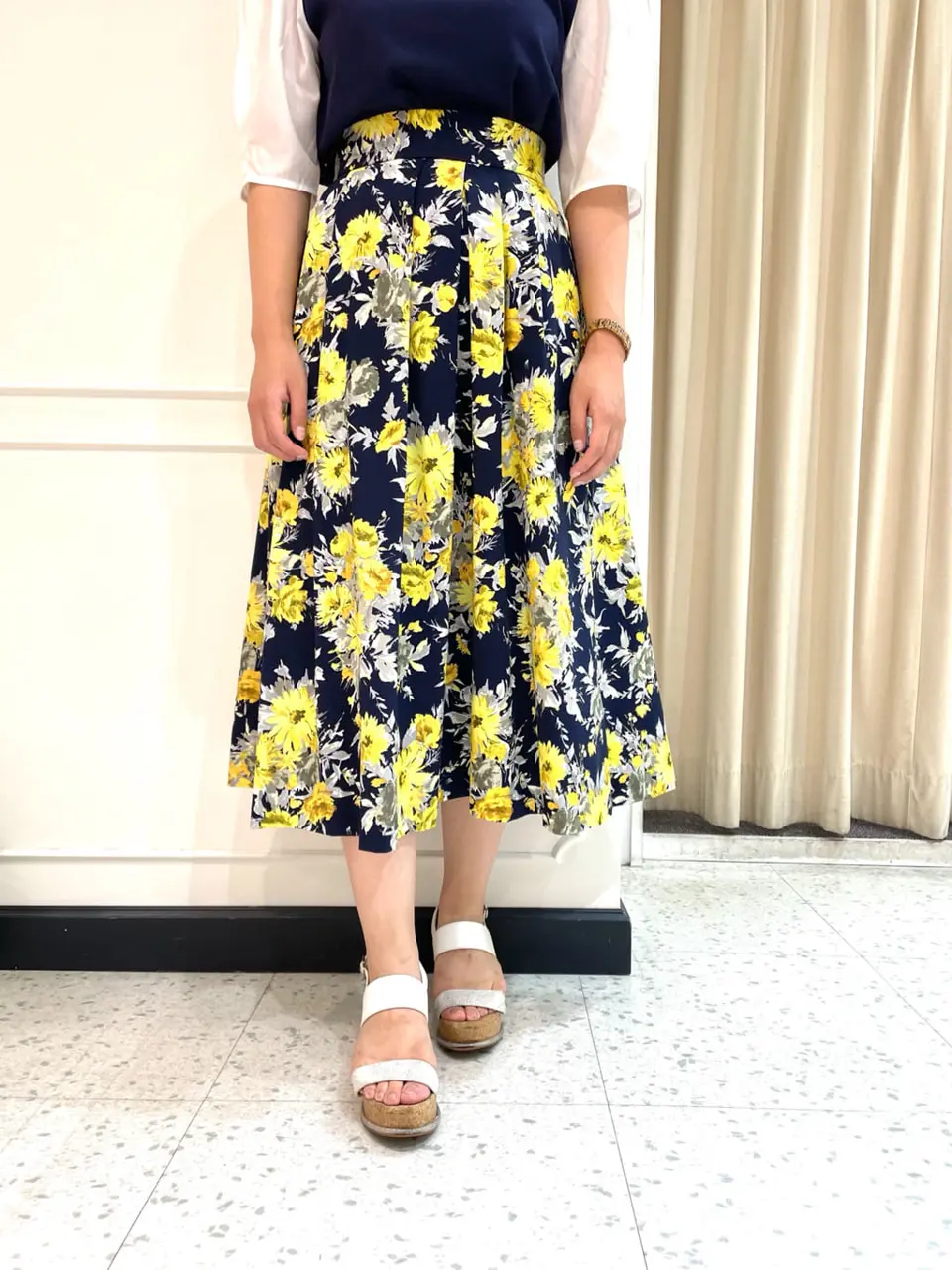 組曲 スタッフ コーディネート画像