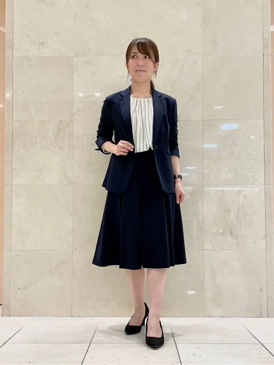 組曲 井上 コーディネート画像