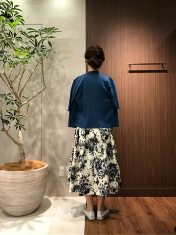 組曲 スタッフ コーディネート画像