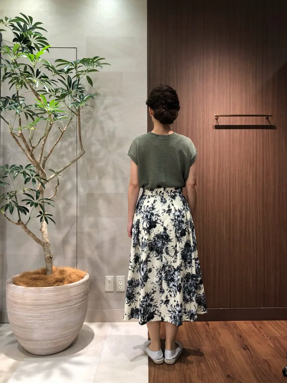 組曲 スタッフ コーディネート画像