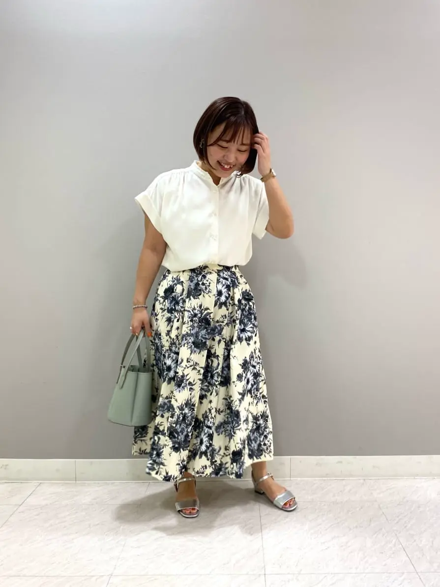 組曲 KATO コーディネート画像