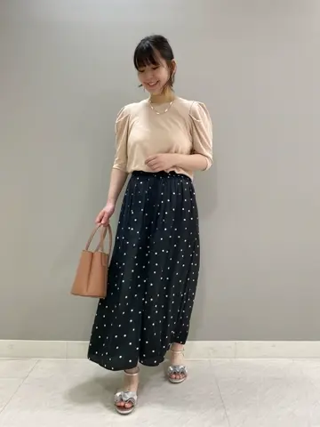 組曲 鈴木 コーディネート画像