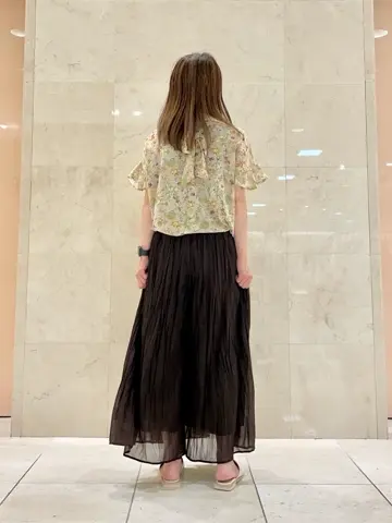 組曲 井上 コーディネート画像