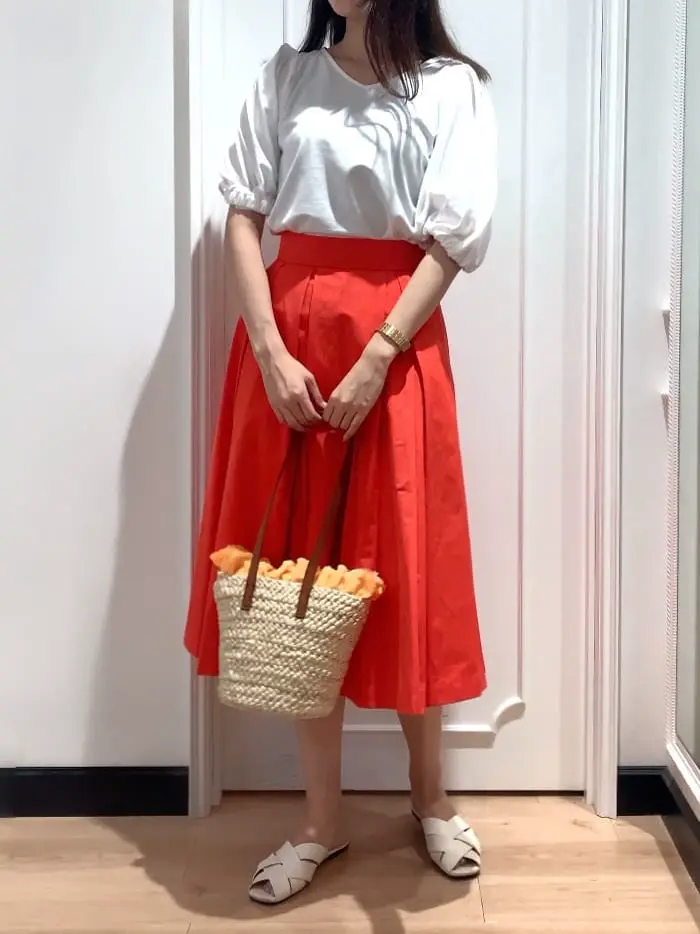 組曲 スタッフ コーディネート画像