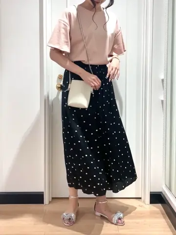 組曲 スタッフ コーディネート画像