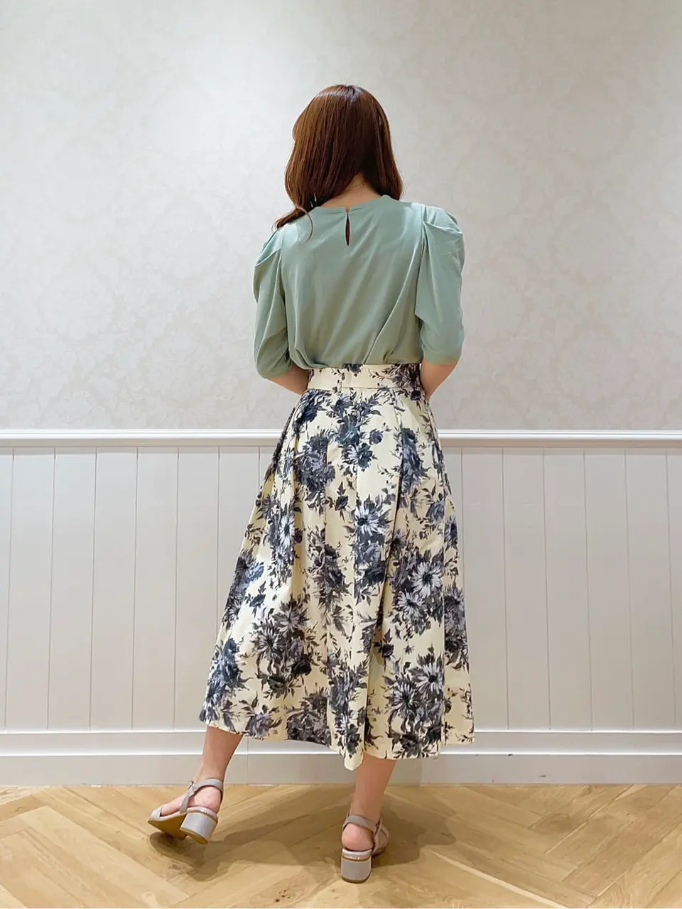 組曲 戸澤 コーディネート画像